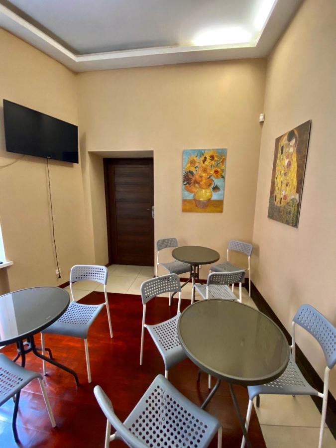Ametyst Hostel Cracovia Exterior foto