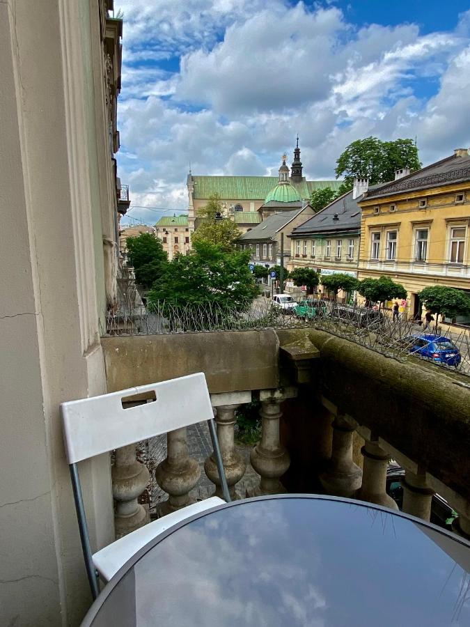 Ametyst Hostel Cracovia Exterior foto