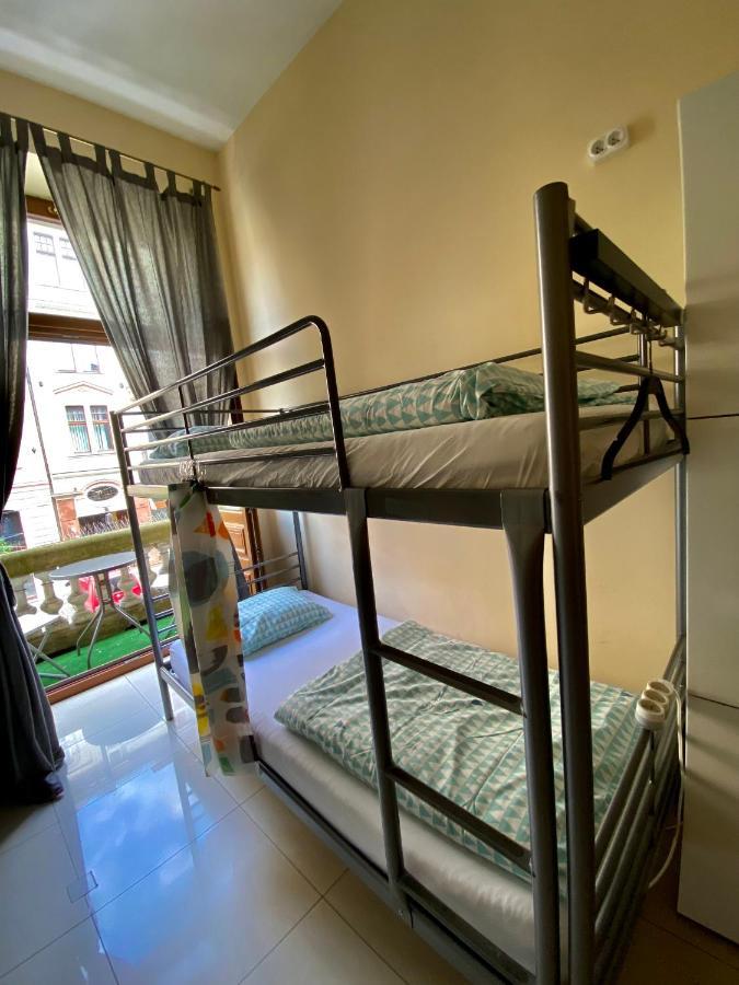 Ametyst Hostel Cracovia Exterior foto