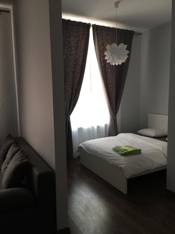 Ametyst Hostel Cracovia Exterior foto